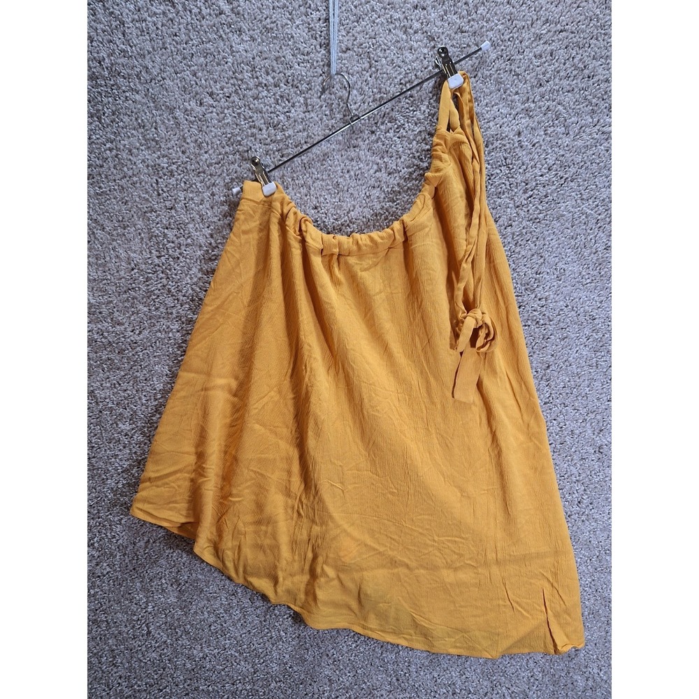 Cupshe One Shoulder Top Womens Medium Mustard Stretch Crinkle Asymmetrical Hem
